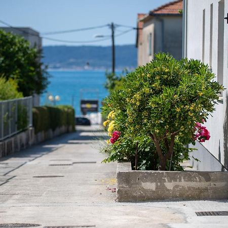 Apartments Lovor & Lavanda Kaštela エクステリア 写真