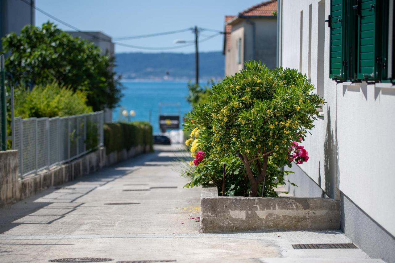 Apartments Lovor & Lavanda Kaštela エクステリア 写真